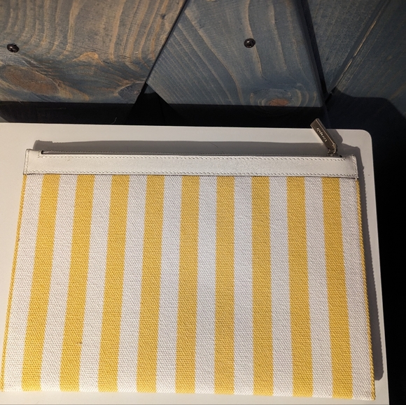 Kate Spade clutch - Picture 2 of 4